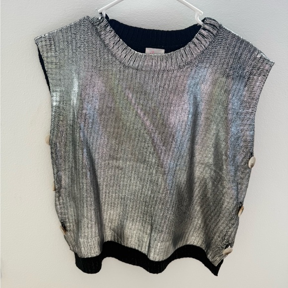 Silver Sleeveless Knit Sweater with Button Details - Picture 1 of 1